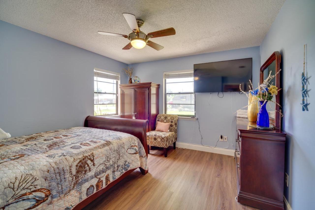 Lakewood Park Retreat On Fairway - 4 Mi To Beach! ภายนอก รูปภาพ